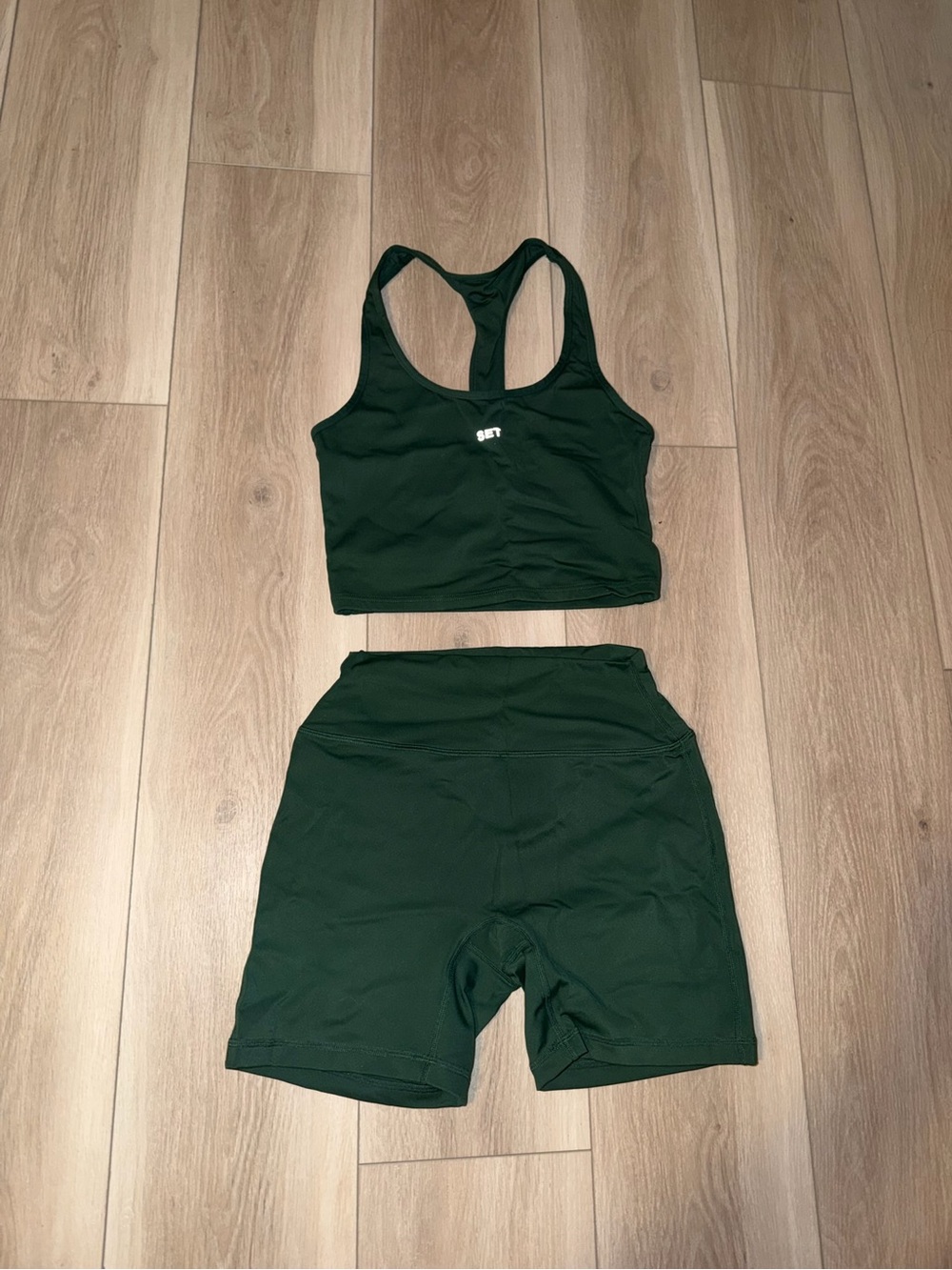 SET Active - Dark Green Sportbody Set — Sports Bra and Bike Shorts